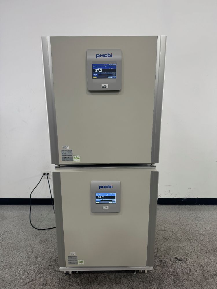 Image of PHCBI Doublestack CO2 Incubator